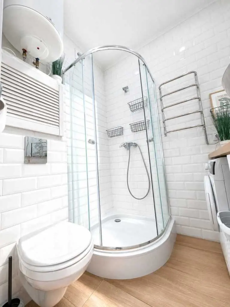 Фото Selling a 1-room apartment, 30.8 sq.m., Saliutna Street  Kyiv, price: 114500 USD, code 5657