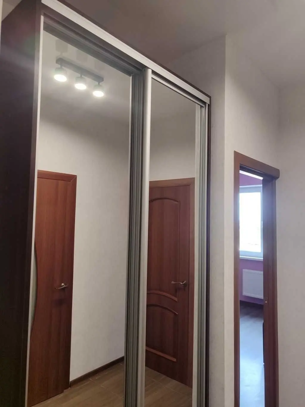 Фото Selling a 1-room apartment, 37 sq.m., Buchanske Road  Hostomel, price: 44500 USD, code 5658