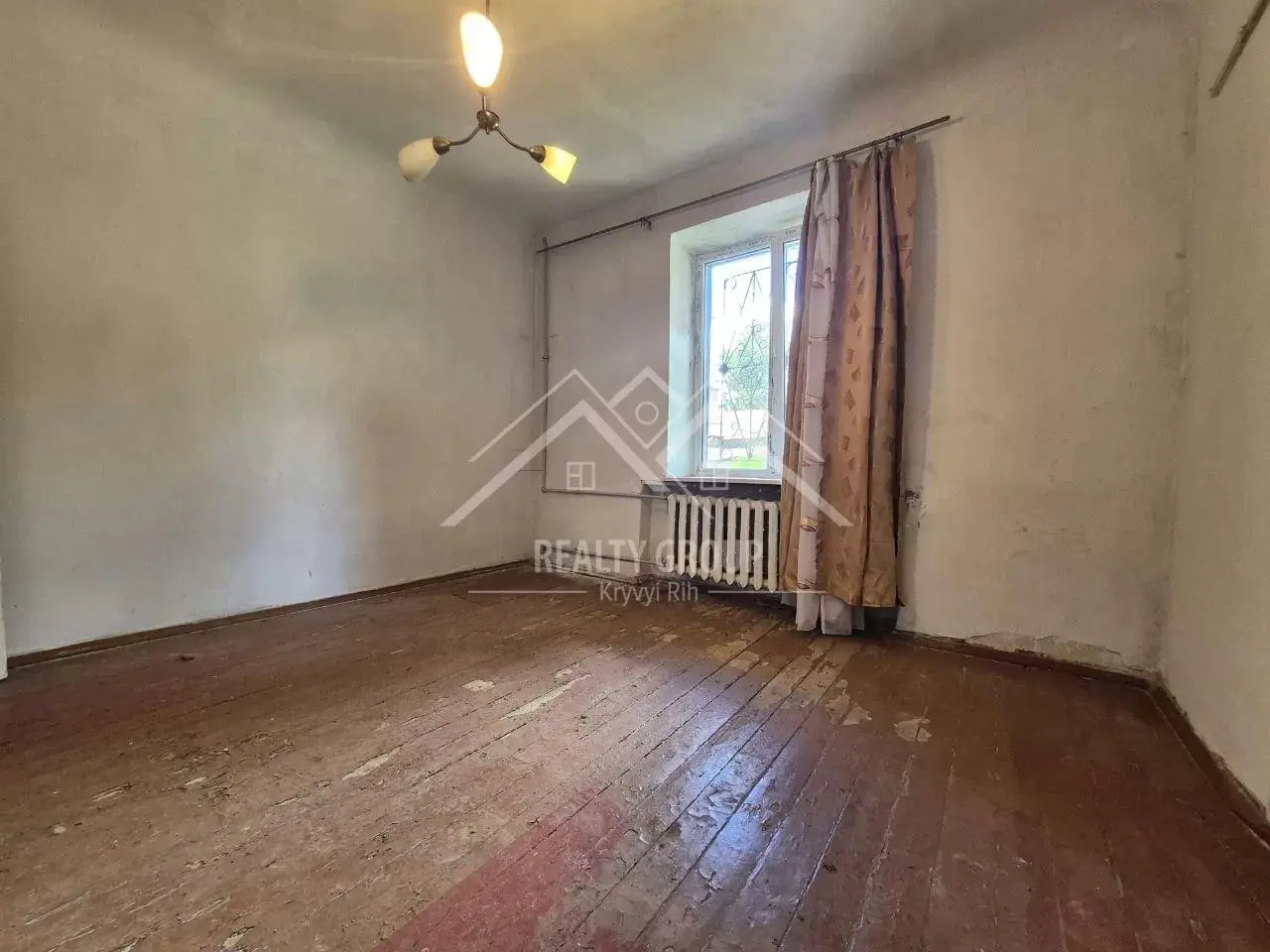 Фото Продаю 2 кімнатну квартиру, 49 кв. м, Каштанова вул. (Щорса) 34 Кривий Ріг, ціна: 8200 $, код 5663