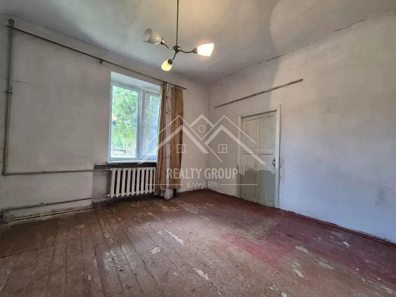 Фото Продаю 2 кімнатну квартиру, 49 кв. м, Каштанова вул. (Щорса) 34 Кривий Ріг, ціна: 8200 $, код 5663