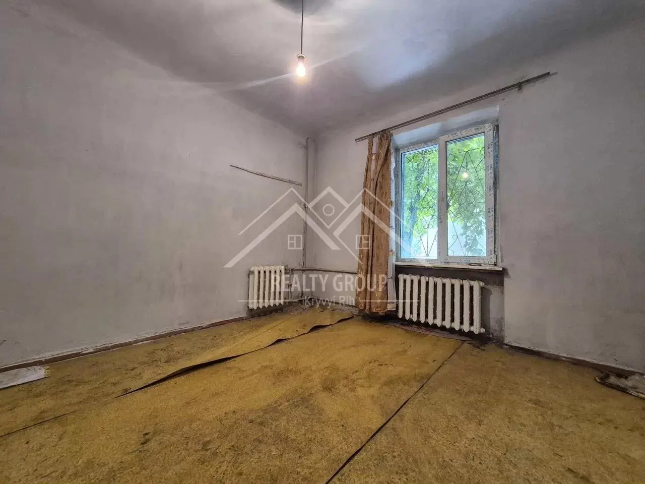 Фото Продаю 2 кімнатну квартиру, 49 кв. м, Каштанова вул. (Щорса) 34 Кривий Ріг, ціна: 8200 $, код 5663