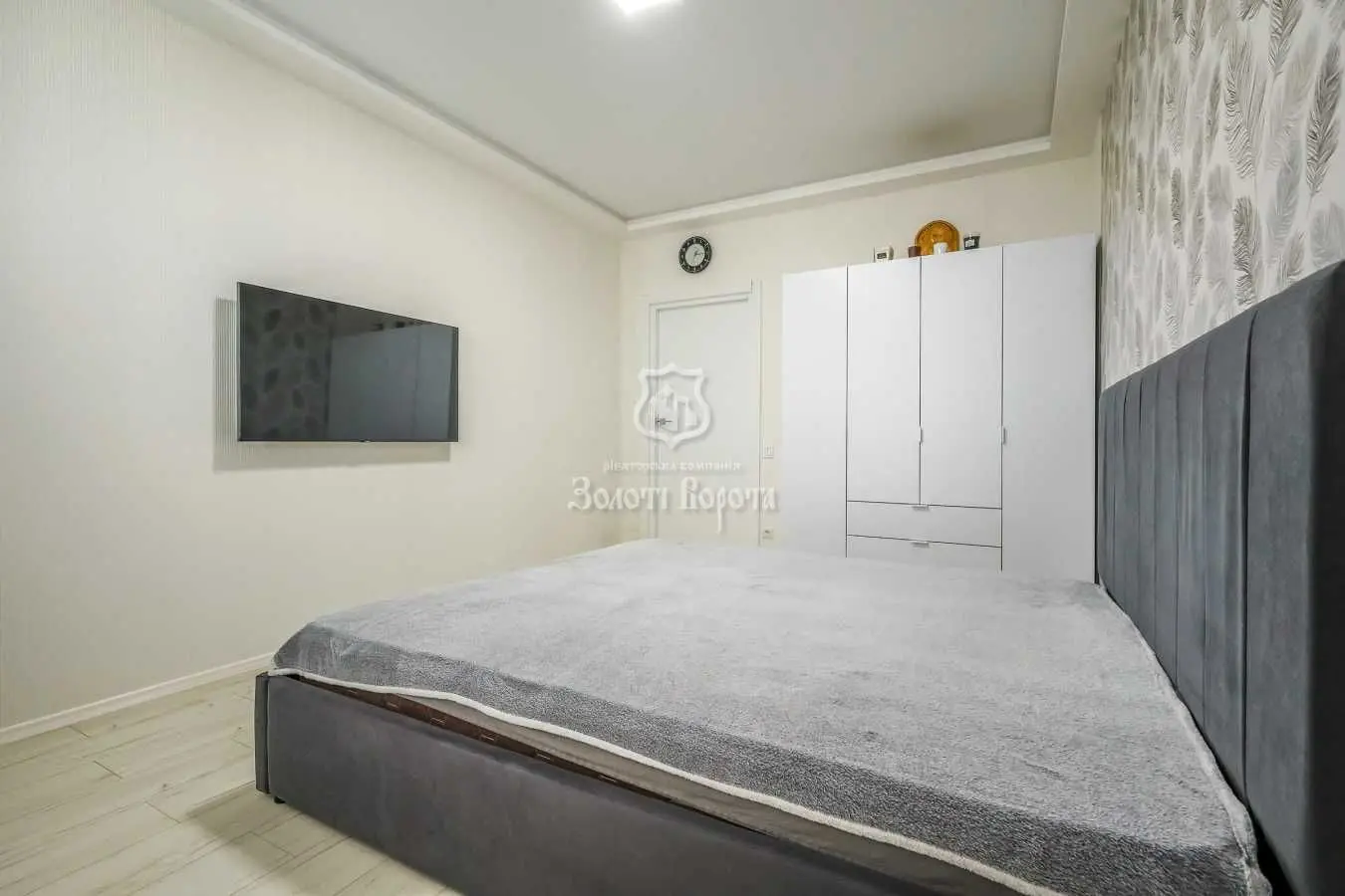 Фото Продаю 2 кімнатну квартиру, 99.6 кв. м, Бишівська вул. 5 Софіївська Борщагівка, ціна: 100000 USD, код 5675