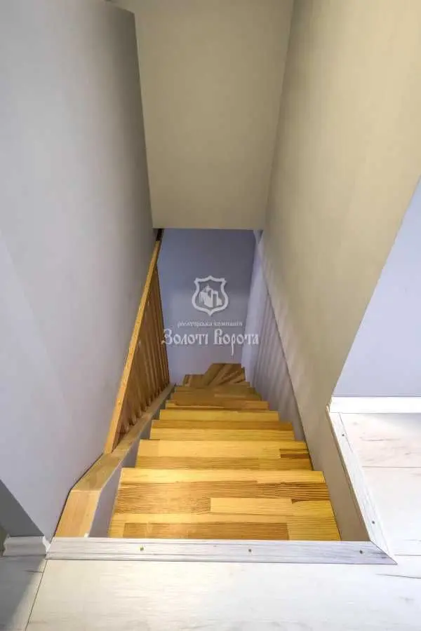 Фото Продаю 2 кімнатну квартиру, 99.6 кв. м, Бишівська вул. 5 Софіївська Борщагівка, ціна: 100000 USD, код 5675