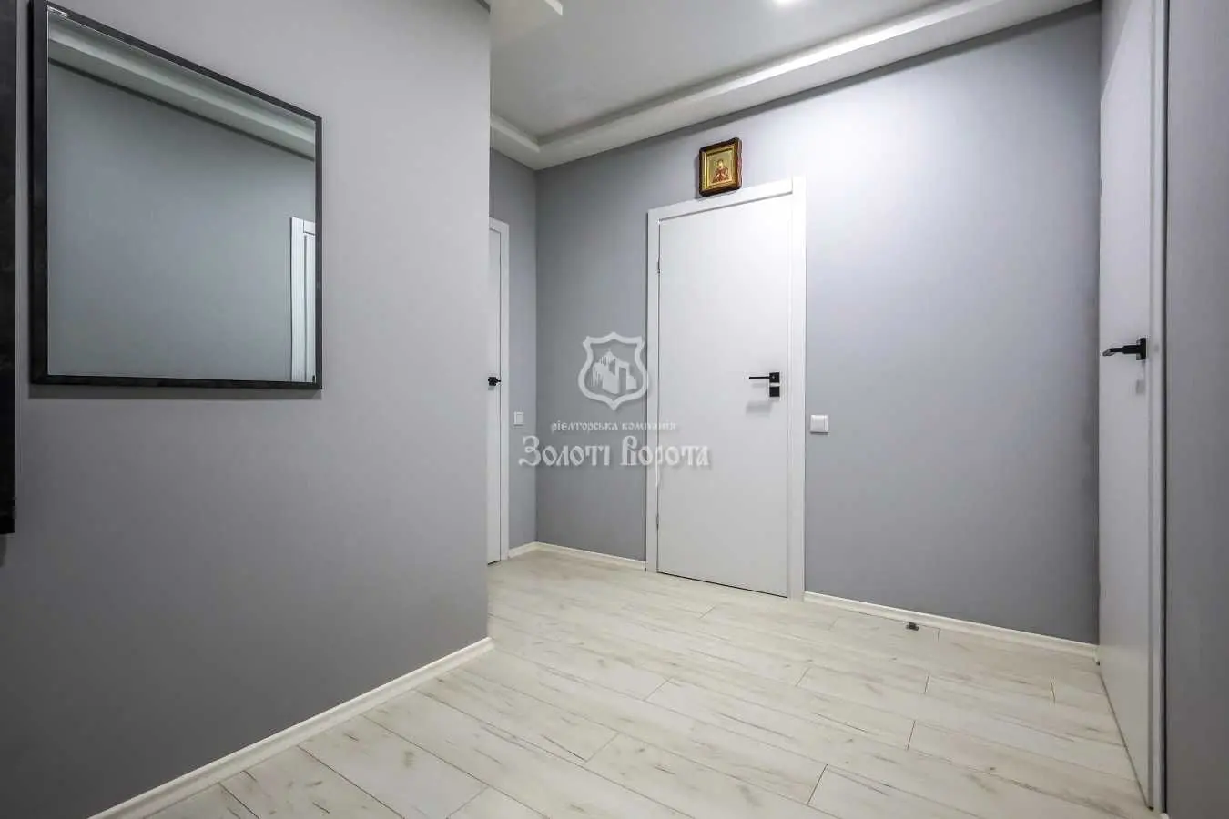 Фото Продаю 2 кімнатну квартиру, 99.6 кв. м, Бишівська вул. 5 Софіївська Борщагівка, ціна: 100000 USD, код 5675