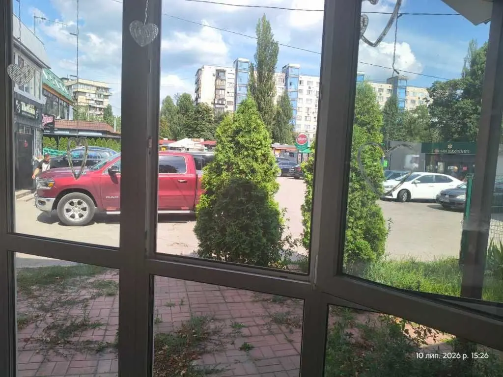 Фото Арендовать торговую площадь, Братиславская ул.  Киев в долгосрочную аренду, цена: 50000 UAH, код 5676