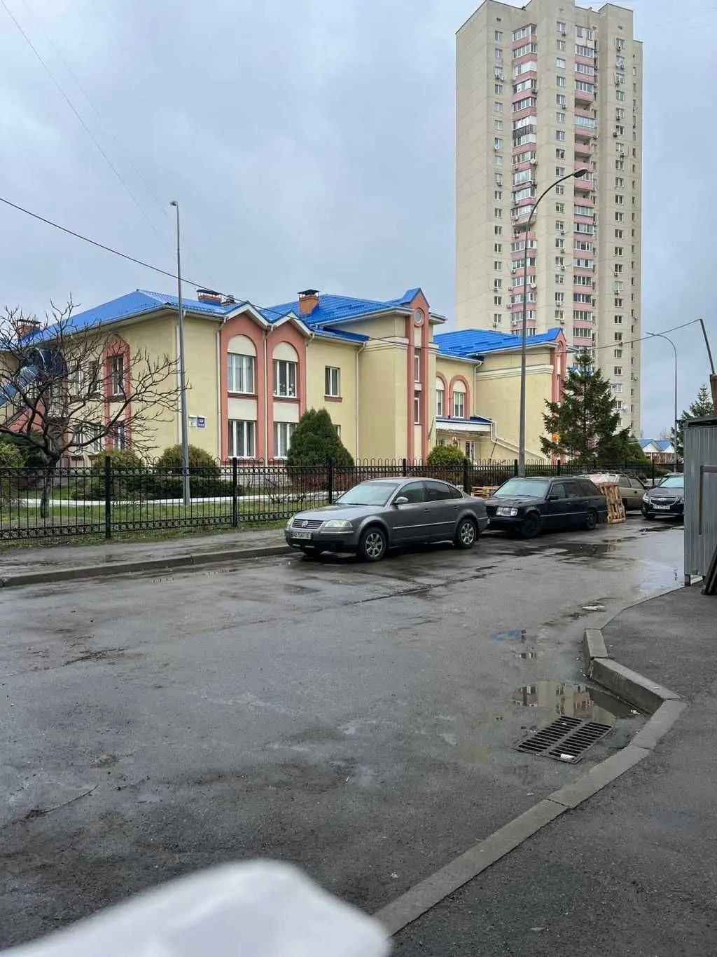 Фото Selling a 3-room apartment, 81.7 sq.m., Myloslavska Street  Kyiv, price: 85000 USD, code 5680
