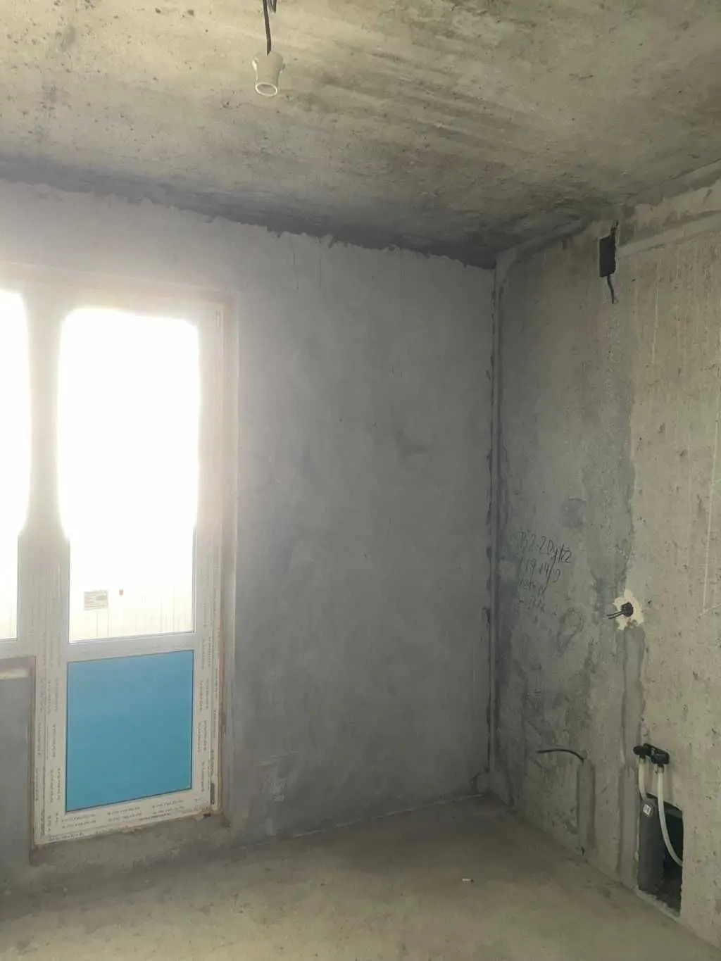 Фото Selling a 3-room apartment, 81.7 sq.m., Myloslavska Street  Kyiv, price: 85000 USD, code 5680