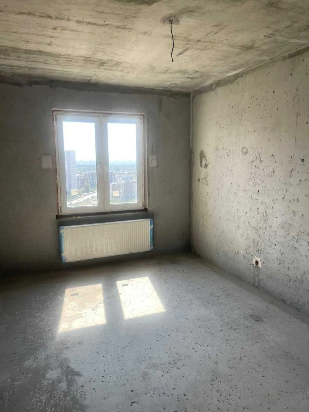 Фото Selling a 3-room apartment, 81.7 sq.m., Myloslavska Street  Kyiv, price: 85000 USD, code 5680