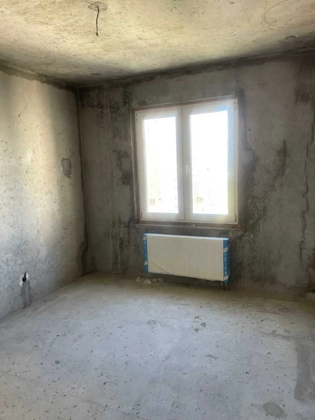 Фото Selling a 3-room apartment, 81.7 sq.m., Myloslavska Street  Kyiv, price: 85000 USD, code 5680
