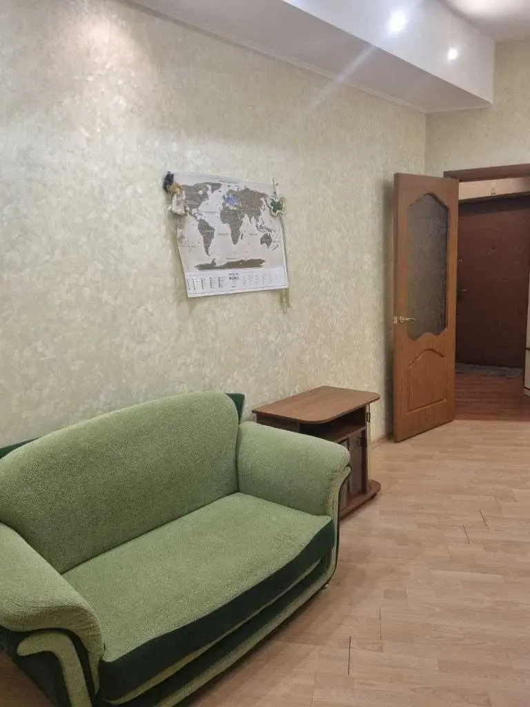 Фото Selling a 1-room apartment, 40 sq.m., Petra Hryhorenka Avenue  Kyiv, price: 60000 USD, code 5682