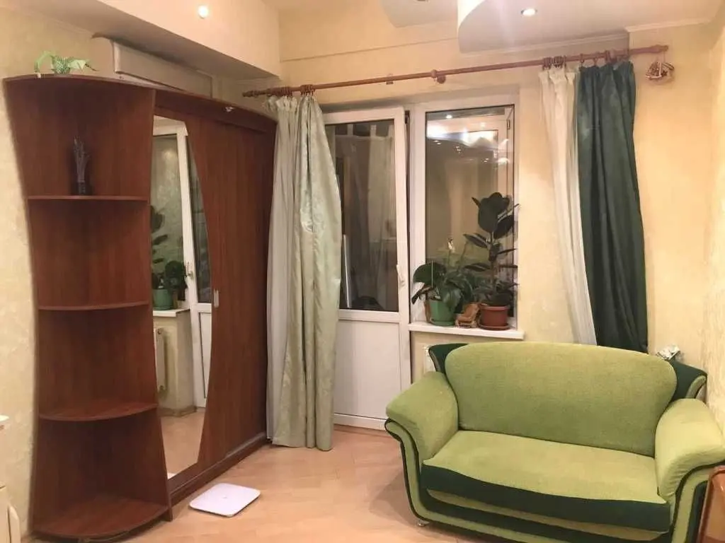 Фото Selling a 1-room apartment, 40 sq.m., Petra Hryhorenka Avenue  Kyiv, price: 60000 USD, code 5682