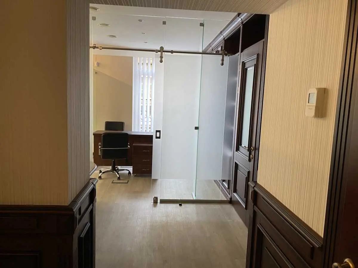 Фото Rent an office, Instytutska Street  Kyiv for long-term rent, price: 6500 USD, code 5684