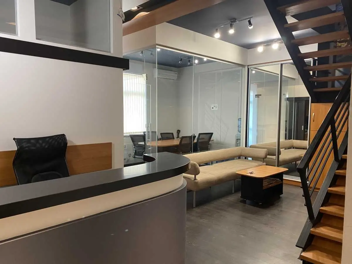 Фото Rent an office, Lypska Street 19/7 Kyiv for long-term rent, price: 3100 USD, code 5685