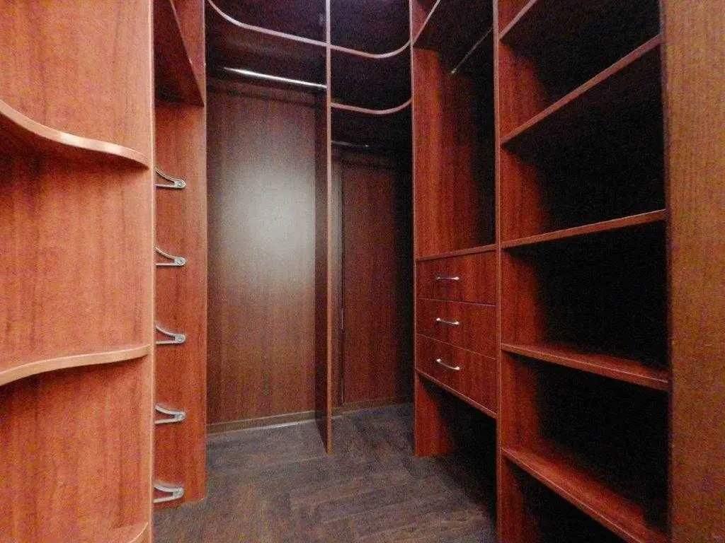 Фото Зняти 3 кімнатну квартиру, Саксаганського вул. 121 Київ в довгострокову оренду, ціна: 1200 USD, код 5686