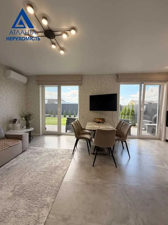 Фото Продаю будинок, 70 кв. м, Вишнева вул. 1 Луцьк, ціна: 125000 USD, код 5690