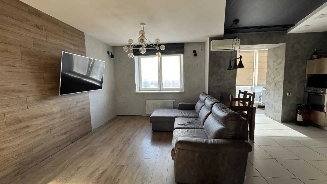 Фото Продаю 3 кімнатну квартиру, 123 кв. м, Будівельників вул.  Українка, ціна: 98000 USD, код 5691