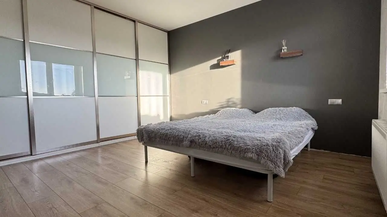 Фото Продаю 3 кімнатну квартиру, 123 кв. м, Будівельників вул.  Українка, ціна: 98000 USD, код 5691