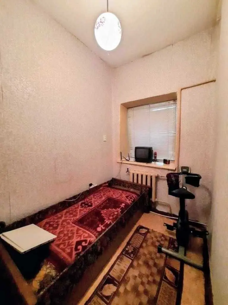 Фото Selling a 1-room apartment, 36 sq.m., Matroskyi Descent 12 Odesa, price: 20000 USD, code 5699