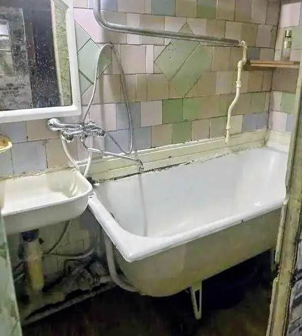 Фото Selling a 1-room apartment, 36 sq.m., Matroskyi Descent 12 Odesa, price: 20000 USD, code 5699