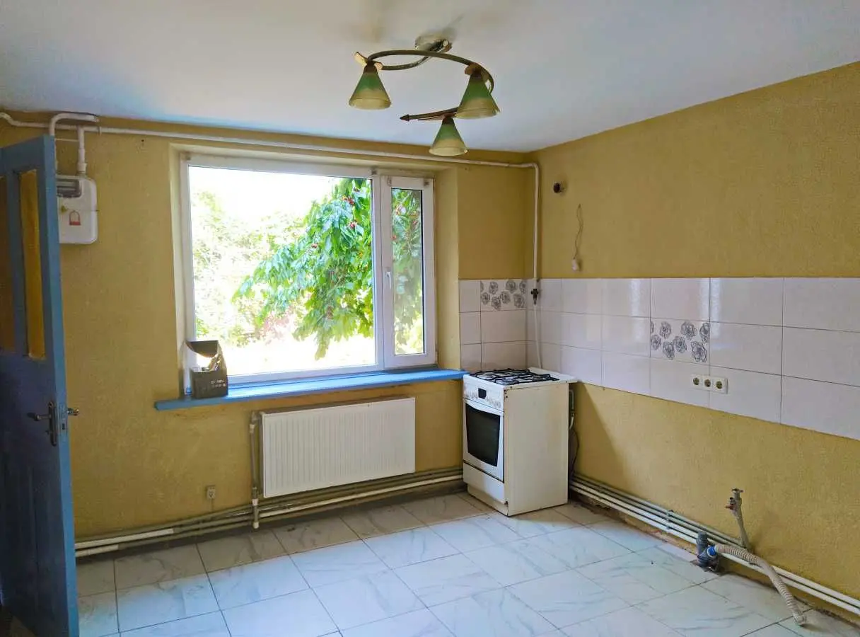 Фото Selling a house, 120 sq.m., Dovzhenka street 1 Kaharlyk, price: 80000 USD, code 5702