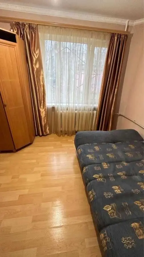 Фото Зняти 3 кімнатну квартиру, Героїв Крут вул. (Валентини Терешкової) 49 Одеса в довгострокову оренду, ціна: 3000 UAH, код 5705