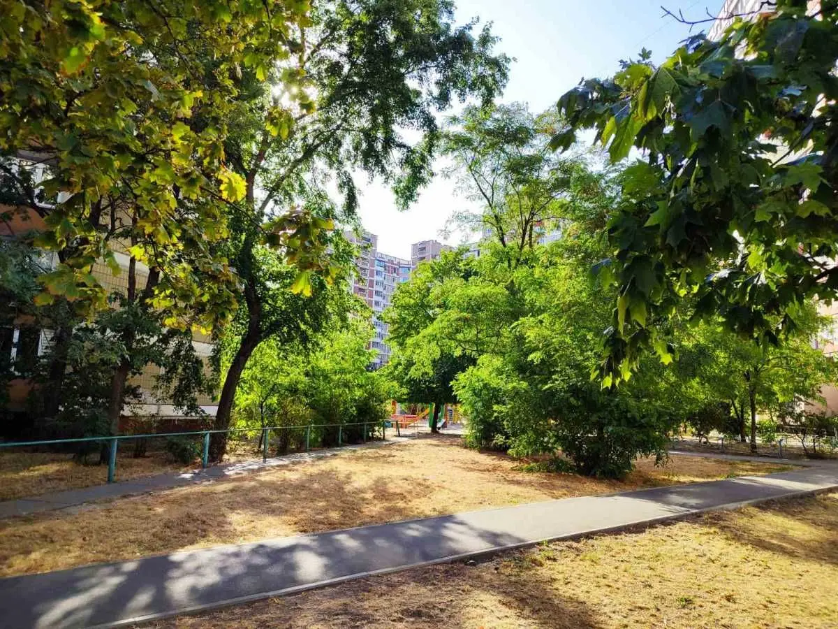 Фото Продаю 1-комнатную квартиру, 42.53 кв. м, Владимира Высоцкого бульв. 11 Киев, цена: 45000 USD, код 5706