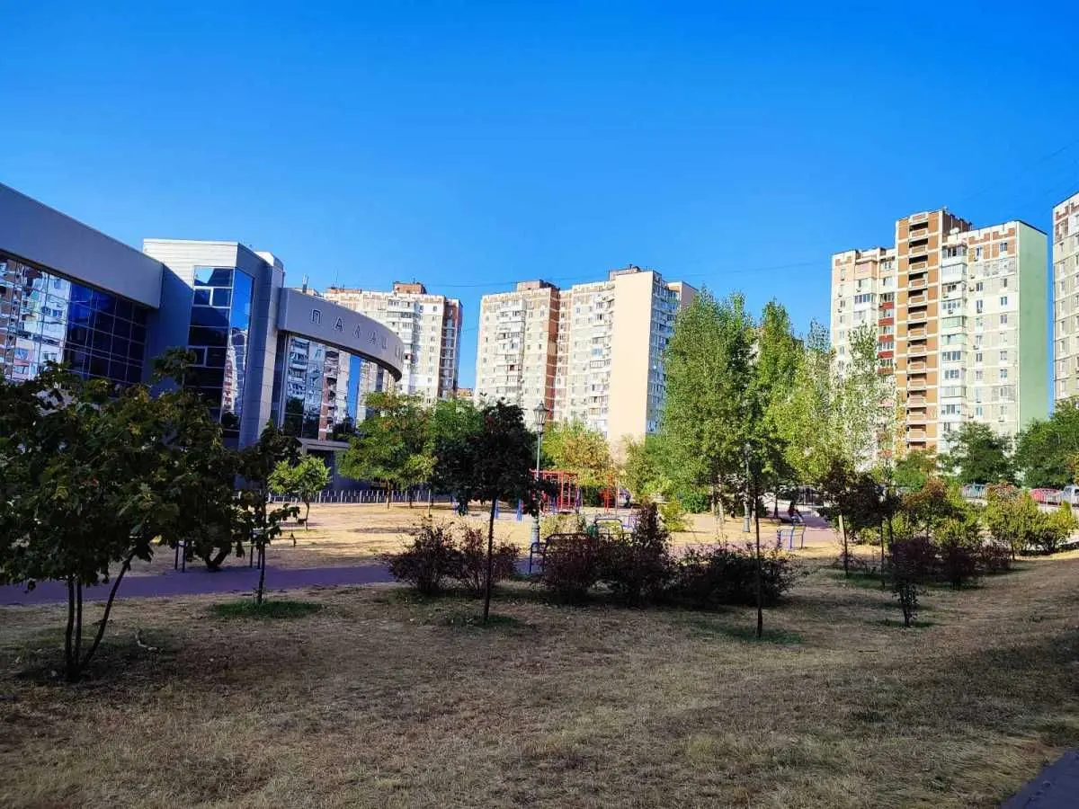 Фото Продаю 1-комнатную квартиру, 42.53 кв. м, Владимира Высоцкого бульв. 11 Киев, цена: 45000 USD, код 5706
