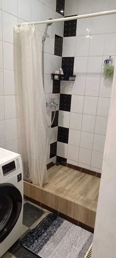 Фото Зняти 2 кімнатну квартиру, Болгарська вул. 28 Одеса в довгострокову оренду, ціна: 2500 UAH, код 5711