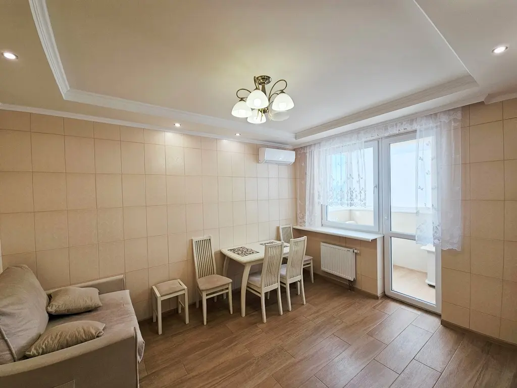 Фото Продаю 1-комнатную квартиру, 51 кв. м, Демеевская ул. 16 Киев, цена: 135000 $, код 5712