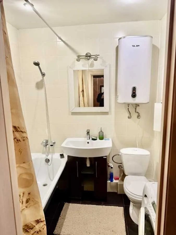 Фото Selling a 1-room apartment, 42.6 sq.m., Olevska Street 7 Kyiv, price: 65000 USD, code 5718