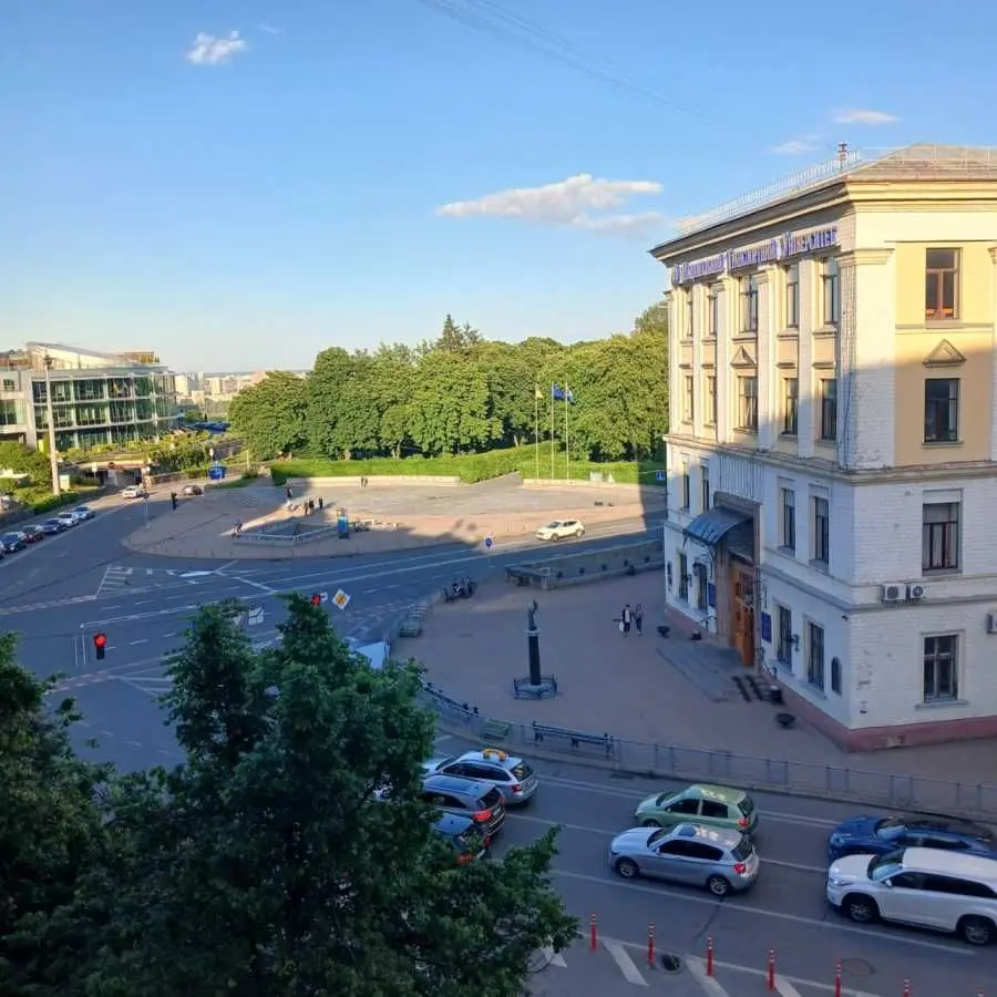 Фото Продаю 2 кімнатну квартиру, 41 кв. м, Івана Мазепи вул. (Січневого Повстання)  Київ, ціна: 105000 USD, код 5729