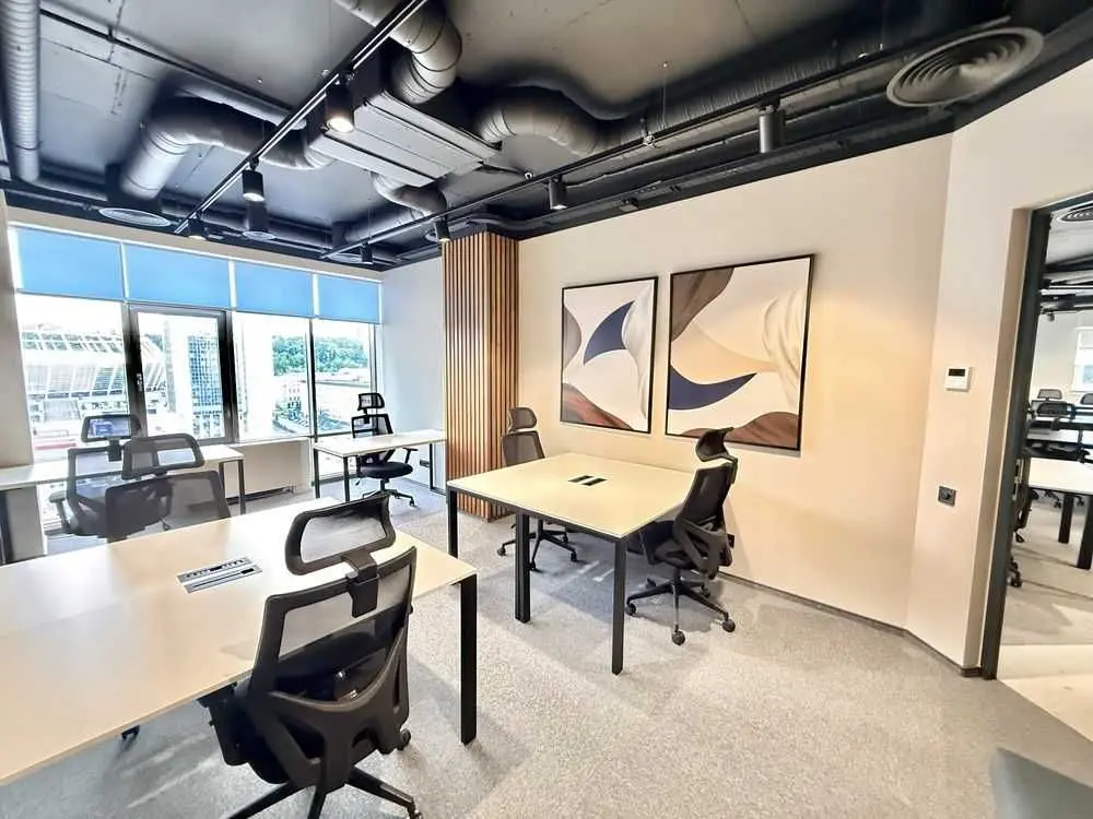 Фото Rent an office, Velyka Vasylkivska Street 72 Kyiv for long-term rent, price: 5999 USD, code 5732