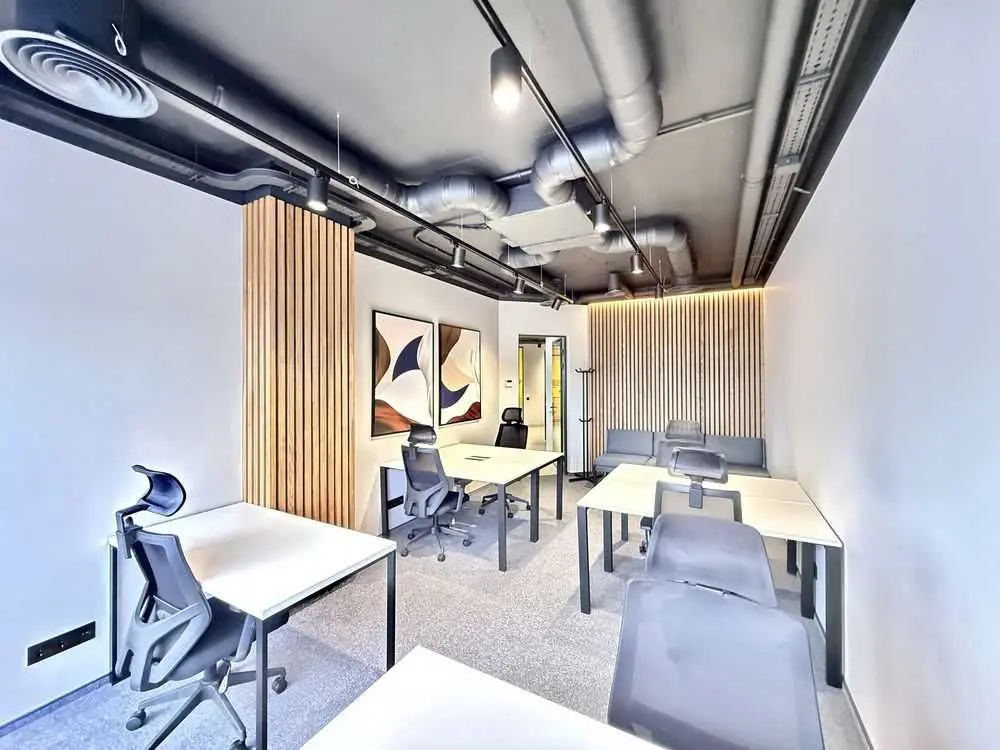 Фото Rent an office, Velyka Vasylkivska Street 72 Kyiv for long-term rent, price: 5999 USD, code 5732