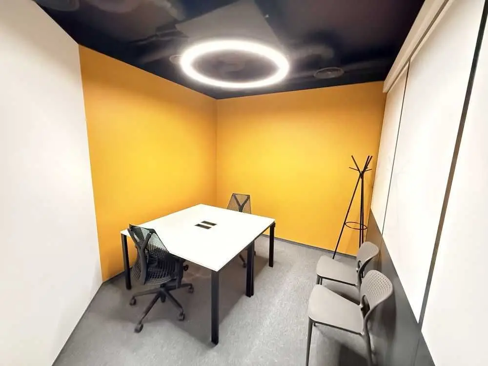 Фото Rent an office, Velyka Vasylkivska Street 72 Kyiv for long-term rent, price: 5999 USD, code 5732