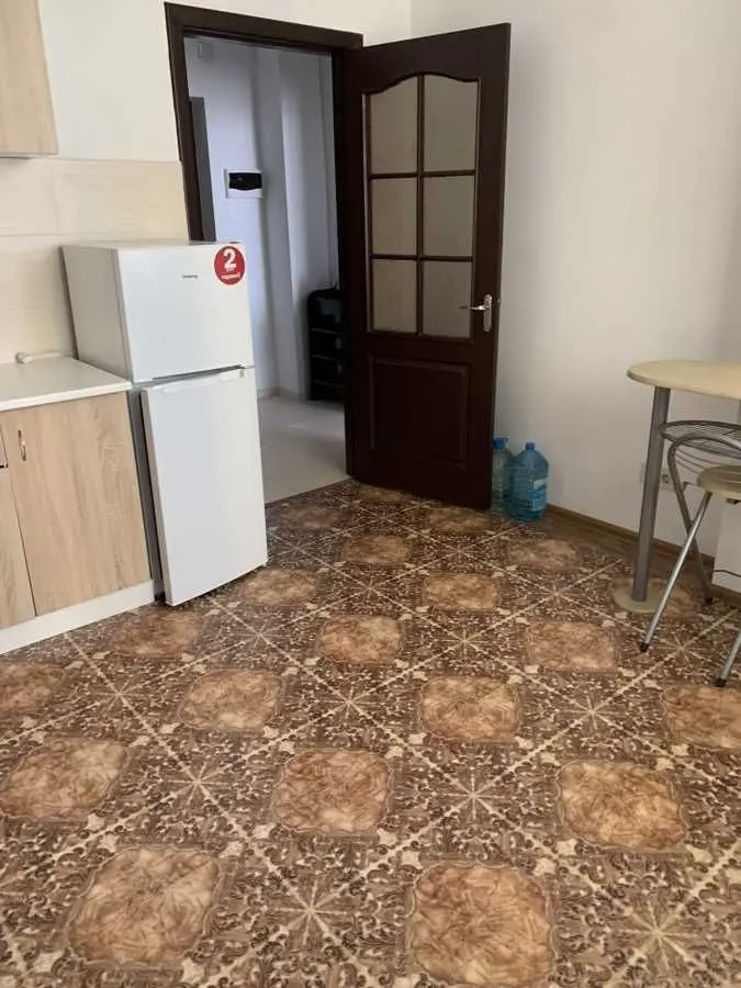 Фото Зняти 1 кімнатну квартиру, Ярослава Гашека бульв.  Київ в довгострокову оренду, ціна: 10999 UAH, код 5735