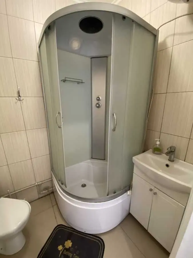 Фото Зняти 1 кімнатну квартиру, 53-я А Садова вул.  Київ в довгострокову оренду, ціна: 10999 UAH, код 5737
