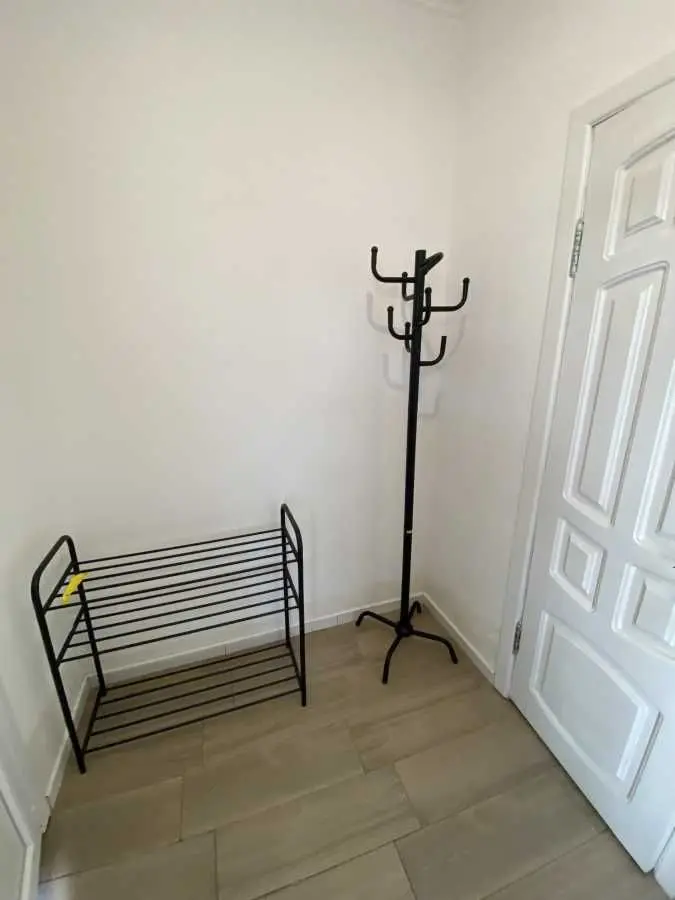 Фото Зняти 1 кімнатну квартиру, 53-я А Садова вул.  Київ в довгострокову оренду, ціна: 10999 UAH, код 5737