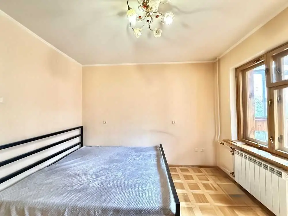 Фото Продаю 4 кімнатну квартиру, 94.9 кв. м, Квітуча вул.  Київ, ціна: 66999 USD, код 5738
