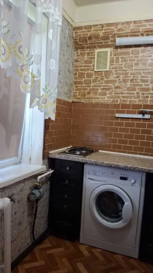 Фото Продаю 1-комнатную квартиру, 21 кв. м, Милютенко ул. 46 Киев, цена: 34000 USD, код 5739