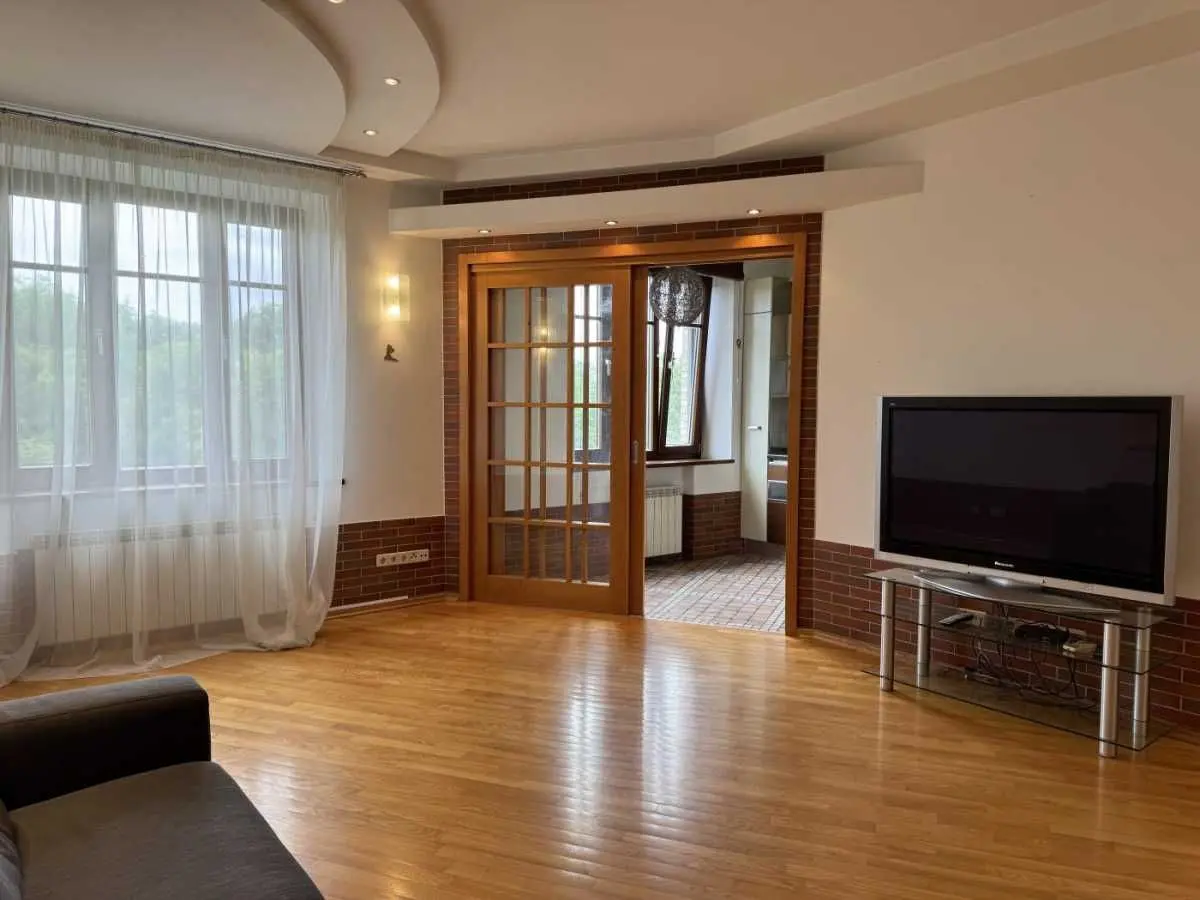 Фото Selling a 3-room apartment, 75 sq.m., Ivana Mazepy Street (Sichnevoho Povstannia Street)  Kyiv, price: 195000 USD, code 5745