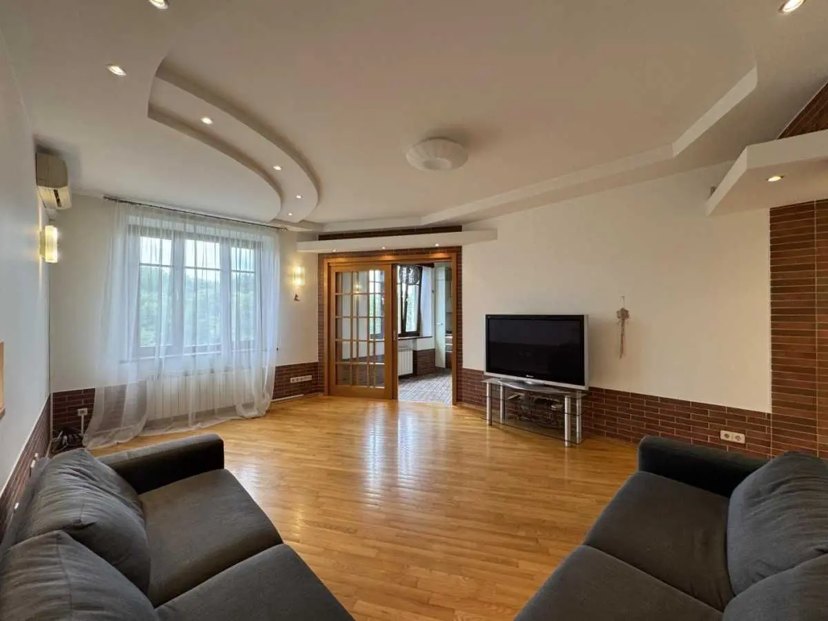 Фото Selling a 3-room apartment, 75 sq.m., Ivana Mazepy Street (Sichnevoho Povstannia Street)  Kyiv, price: 195000 USD, code 5745