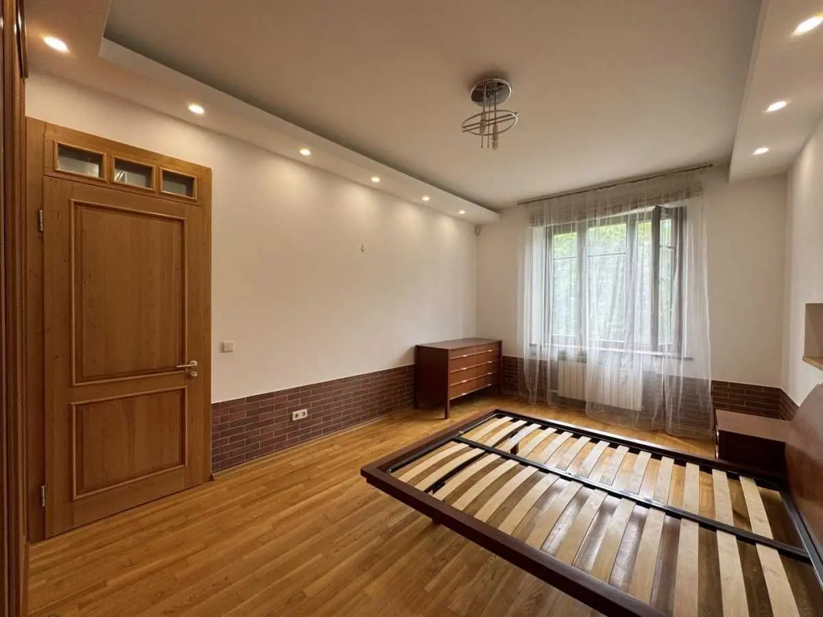 Фото Selling a 3-room apartment, 75 sq.m., Ivana Mazepy Street (Sichnevoho Povstannia Street)  Kyiv, price: 195000 USD, code 5745