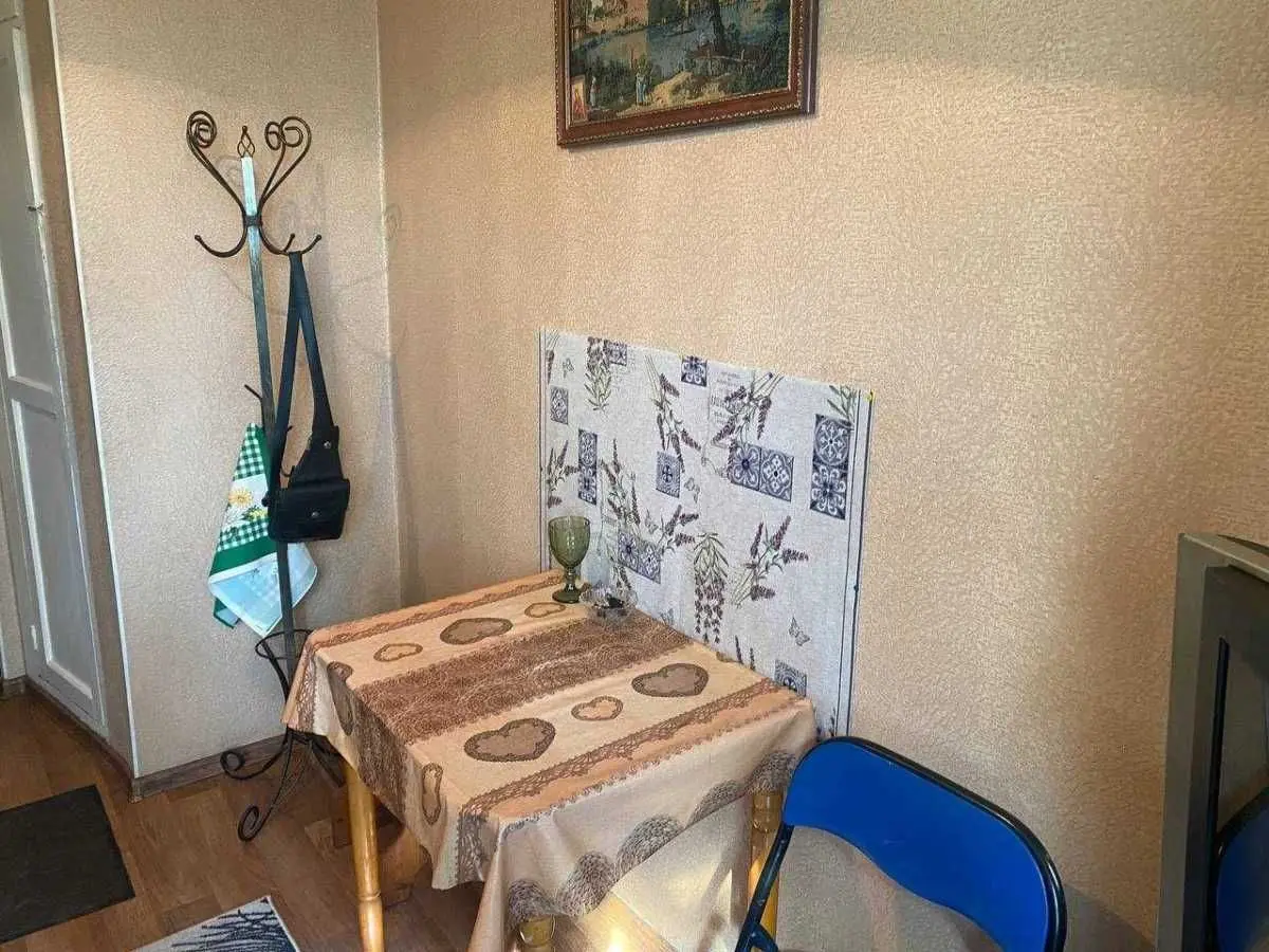 Фото Rent a 4-room apartment, 7-a Peresypska Street 106 Odesa for long-term rent, price: 2500 UAH, code 5750