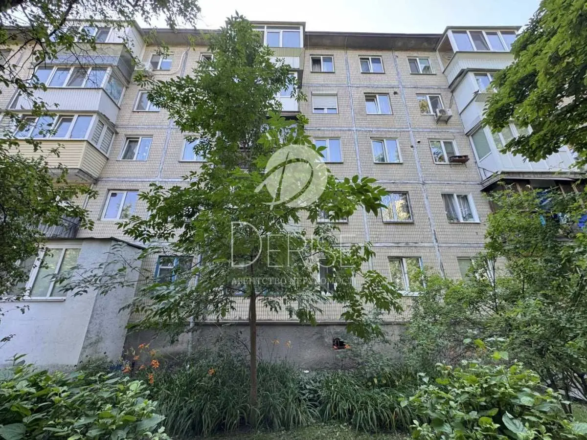 Фото Selling a 2-room apartment, 45 sq.m., Mykoly Vasylenka Street 8 Kyiv, price: 50000 USD, code 5751