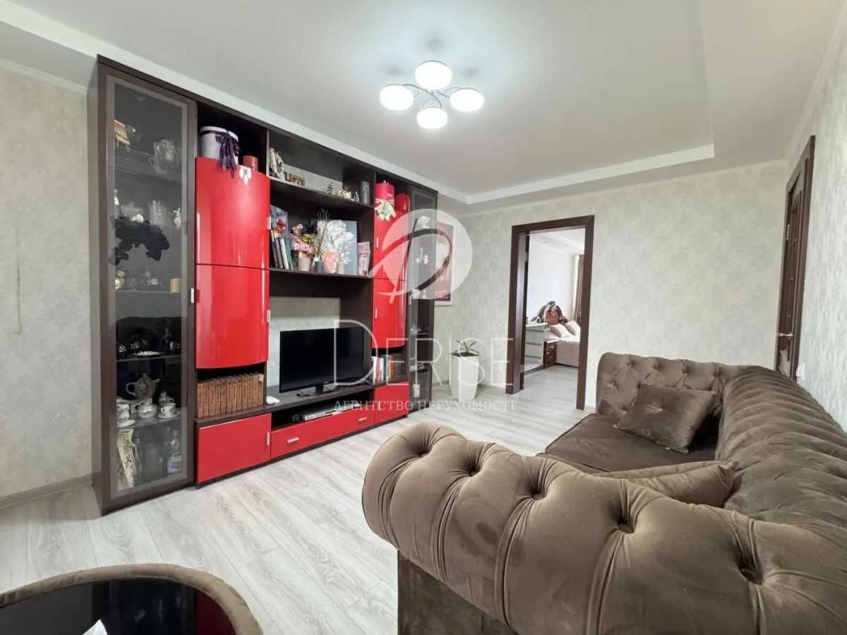 Фото Selling a 2-room apartment, 47 sq.m., Krasnokutska Street  Kyiv, price: 75000 USD, code 5752