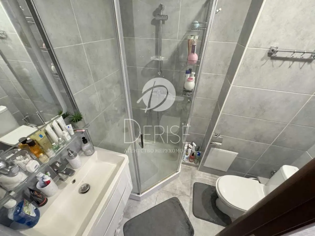 Фото Selling a 2-room apartment, 47 sq.m., Krasnokutska Street  Kyiv, price: 75000 USD, code 5752