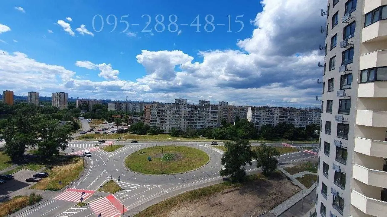 Фото Selling a 1-room apartment, 45 sq.m., Mykoly Kybalchycha Street  Kyiv, price: 56000 USD, code 5753