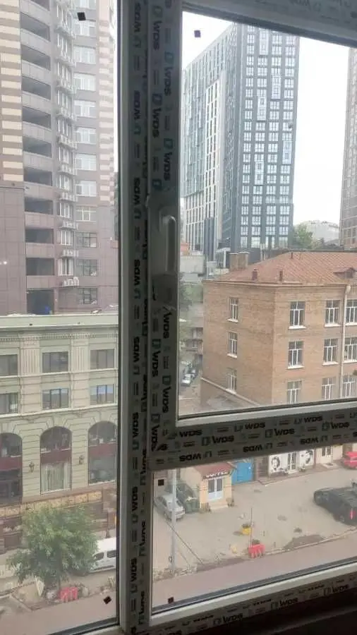 Фото Selling a 1-room apartment, 48 sq.m., Hlybochytska Street  Kyiv, price: 73000 USD, code 5754