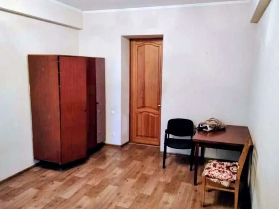 Фото Rent a 3-room apartment, Mykola Plihun Street 5 Odesa for long-term rent, price: 2300 UAH, code 5755