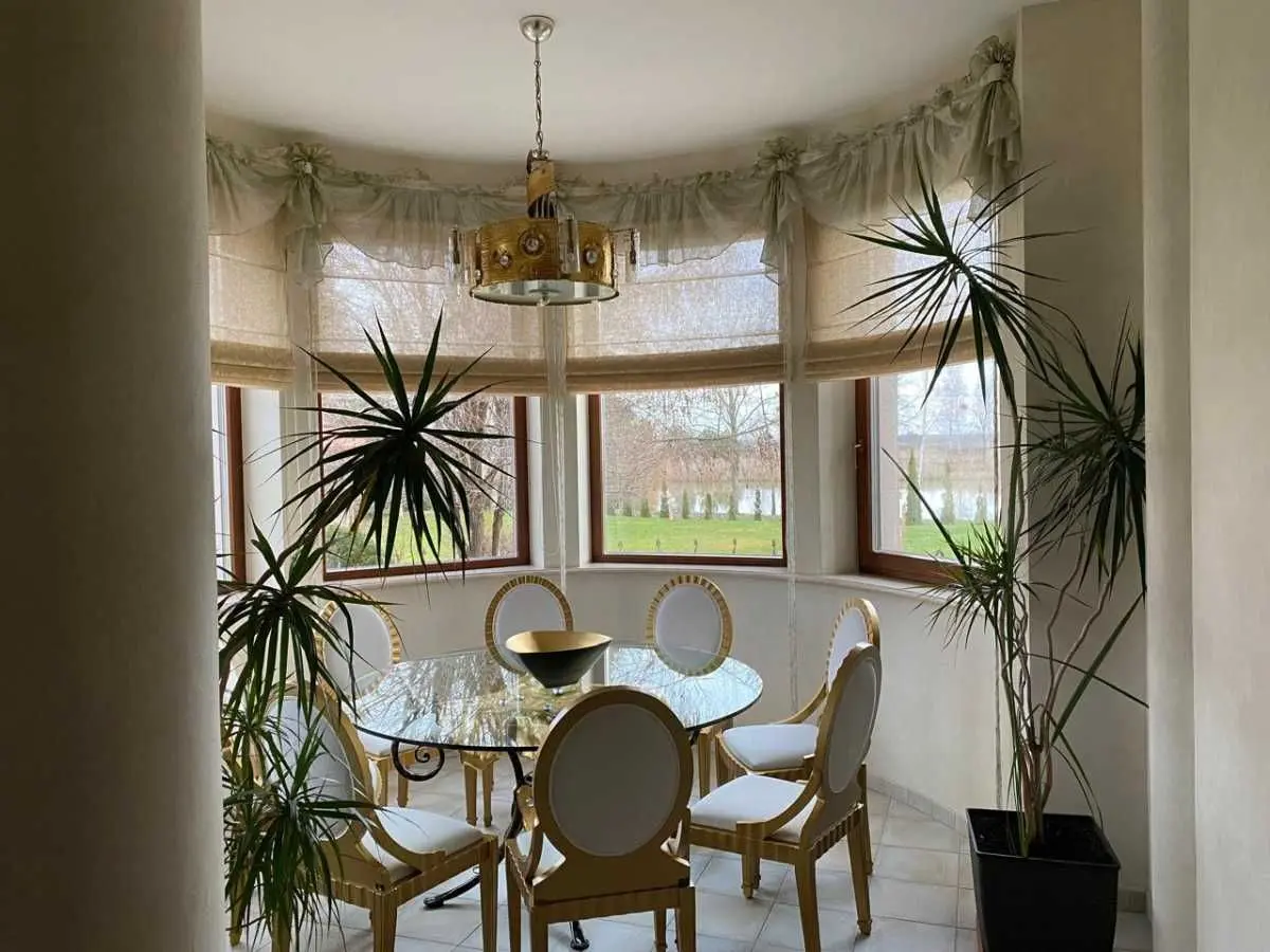 Фото Selling a house, 265 sq.m., Tsentralna street  Kyiv, price: 489000 USD, code 5765